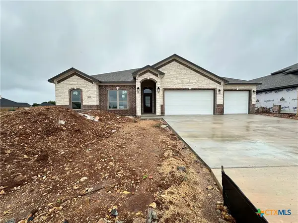607 Golden Eagle Drive, Salado, TX 76571