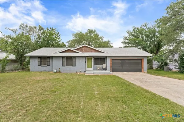 1406 N Penelope Street, Belton, TX 76513