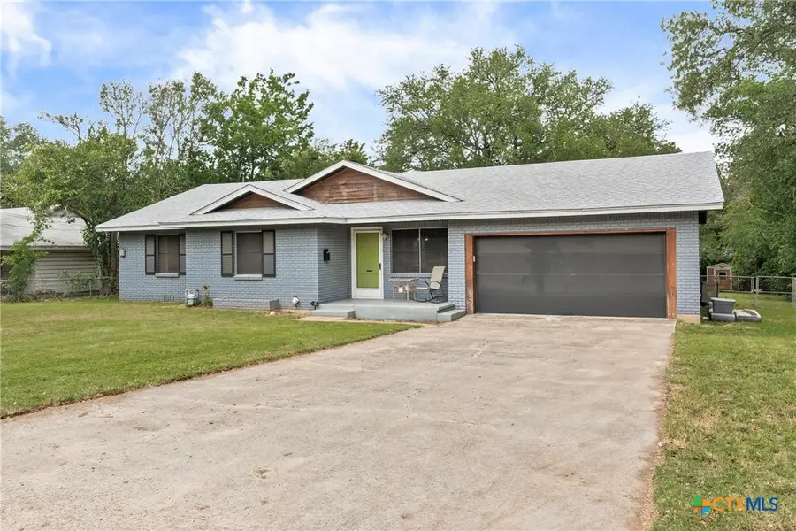 1406 N Penelope Street, Belton, TX 76513 - #2