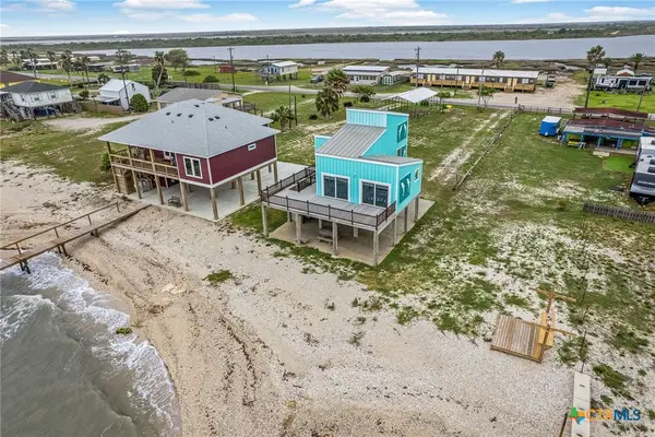 1385 N Ocean Drive, Port Lavaca, TX 77979