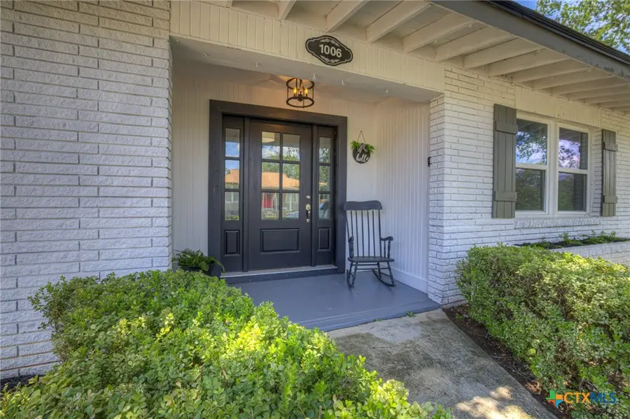 1006 Pecan Street, Floresville, TX 78114 - #3