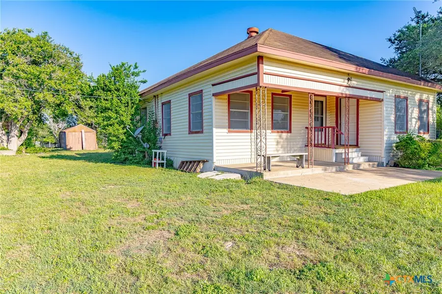 668 Fm 443, Yoakum, TX 77995 - #2