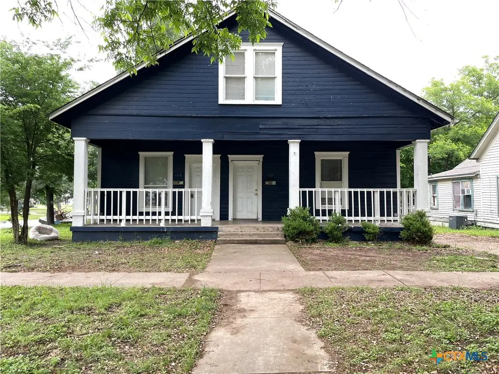 319/321 N 4th Street, Temple, TX 76501 - #1