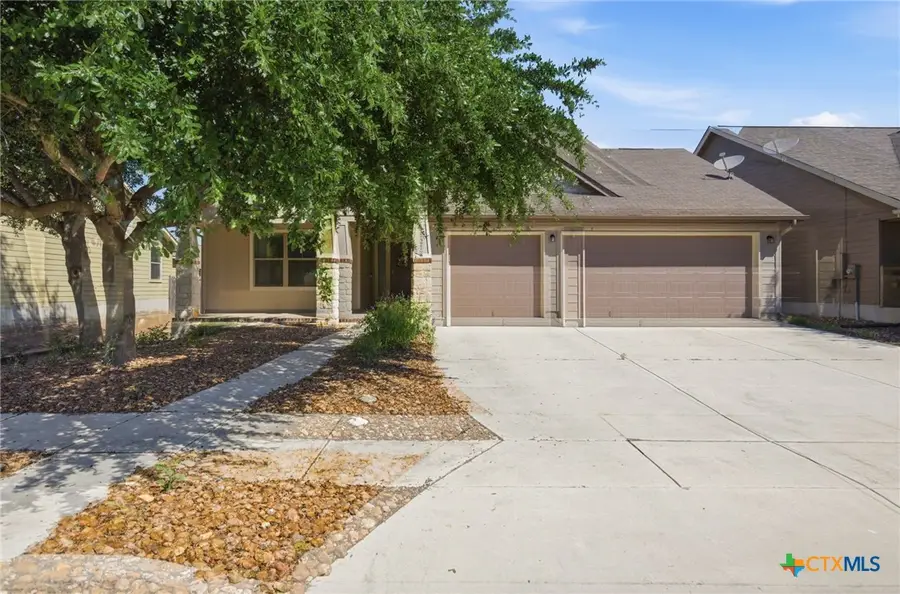 821 Wall Street, New Braunfels, TX 78130 - #2