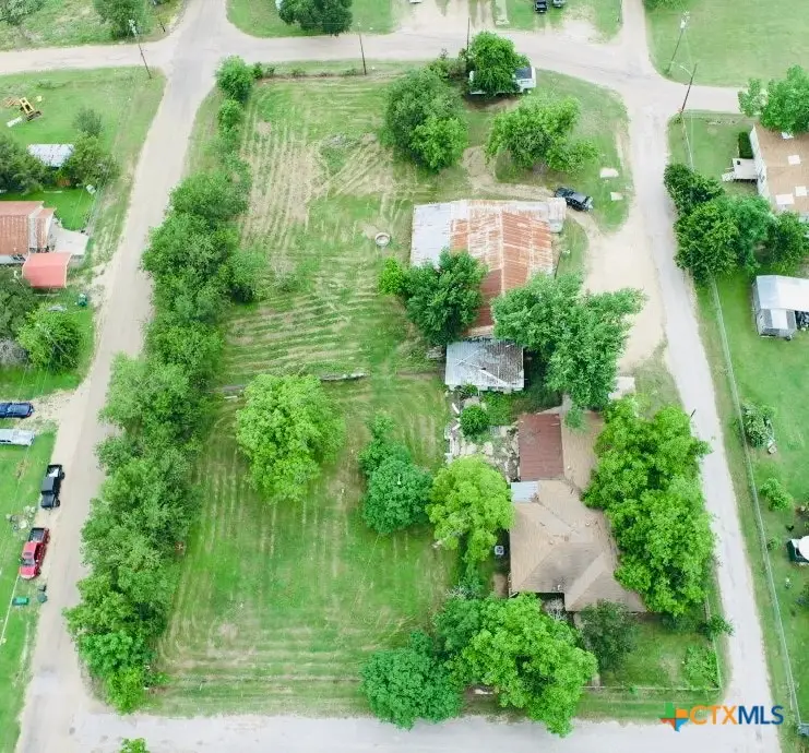 305 Yale Street, Cameron, TX 76520 - #1