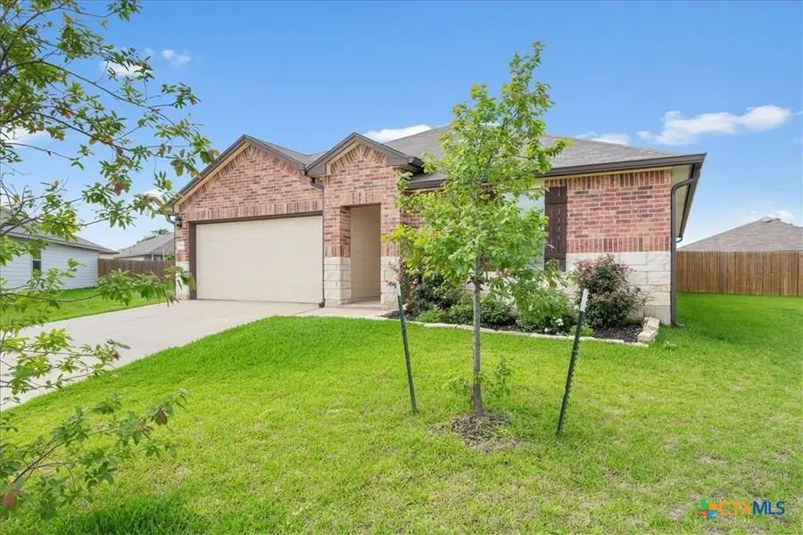 1000 Velvet Court, Troy, TX 76579 - #3