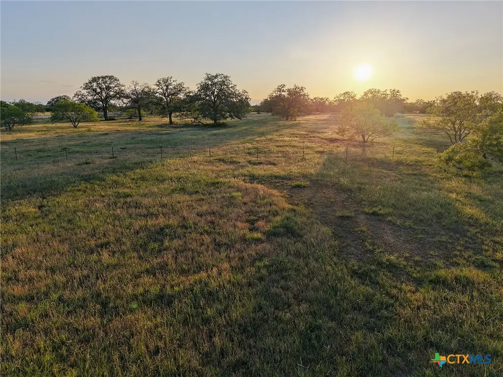 638 Main Loop Road, Waelder, TX 78959 - #1