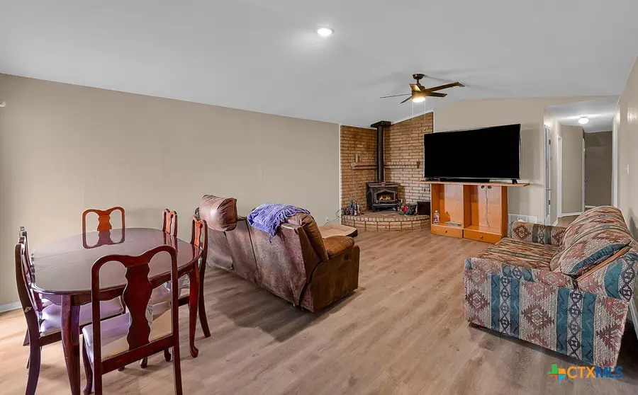 9796 E Us 190 Highway, Rogers, TX 76569 - #3