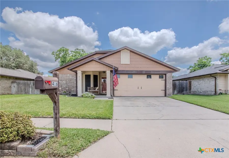 416 Roanoke Drive, Victoria, TX 77904 - #2
