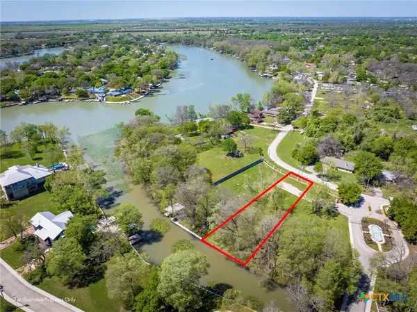 108 Cypress Way, Other, TX 78123