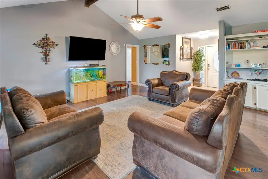 206 Fleetwood Drive, Victoria, TX 77901 - #3