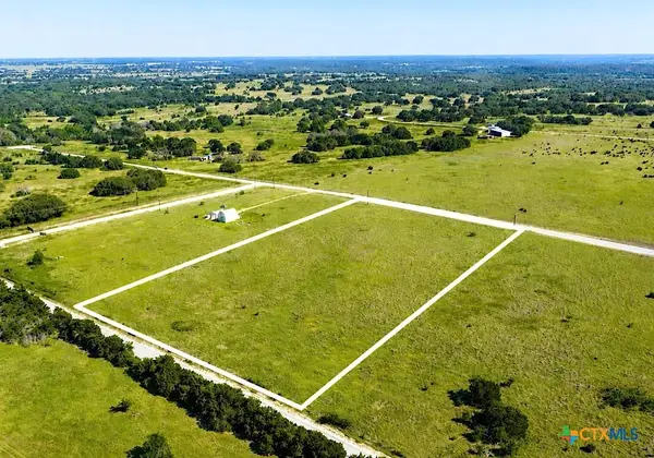 437 Grand Canyon Drive, Oglesby, TX 76561