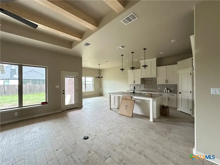 607 Golden Eagle, Salado, TX 76571 - #2