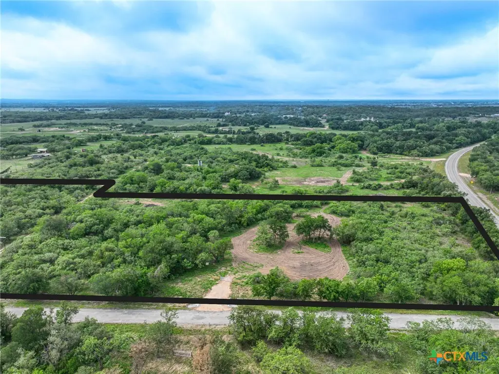 150 Pumper Rd, Luling, TX 78648 - #1