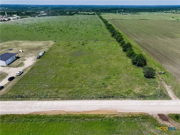 1432 Dos Hermanas Road, Salado, TX 76571