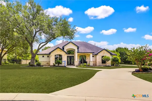 8211 Wild Wind Park, San Antonio, TX 78266