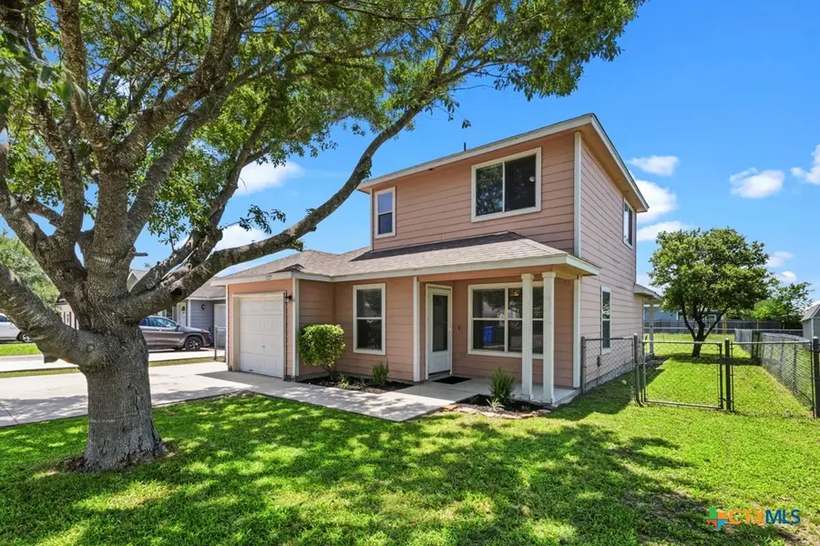 527 Roosevelt Drive, Seguin, TX 78155 - #2