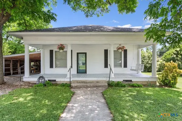 102 S Hogan Street, Holland, TX 76534