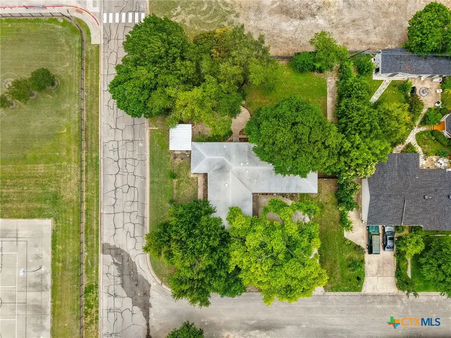 2215 N 9th Street, Temple, TX 76501 - #3