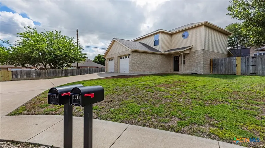 3013/3015 Green Mountain Drive, New Braunfels, TX 78130 - #2