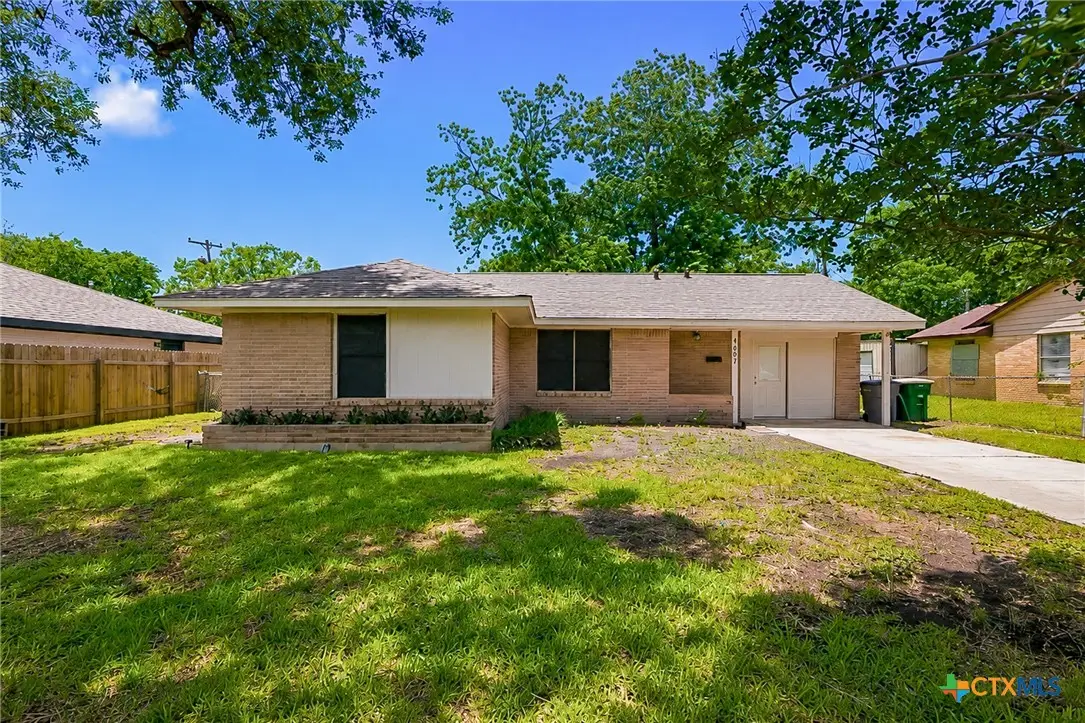 1607 Bexar Avenue, Victoria, TX 77901 - #1