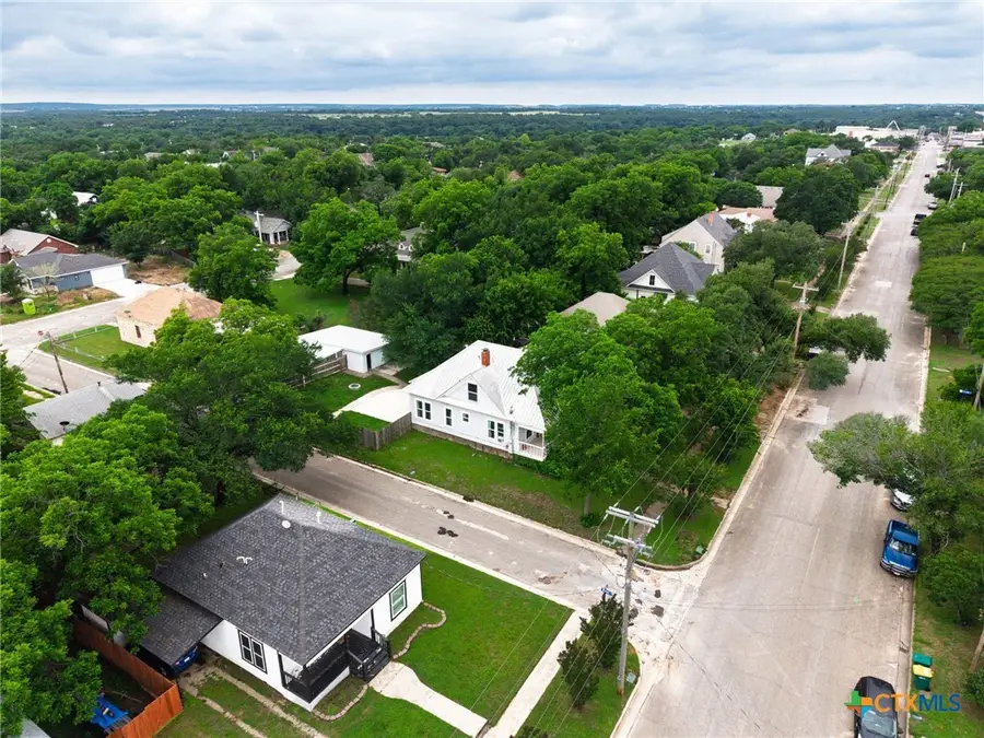 1312 E Leon Street, Gatesville, TX 76528 - #2