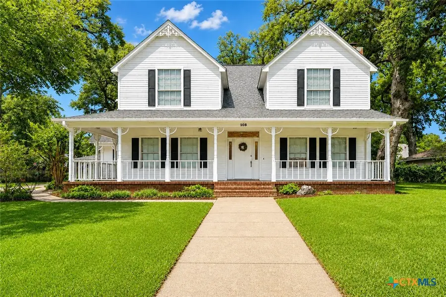 108 Fir Drive, Lake Jackson, TX 77566 - #3