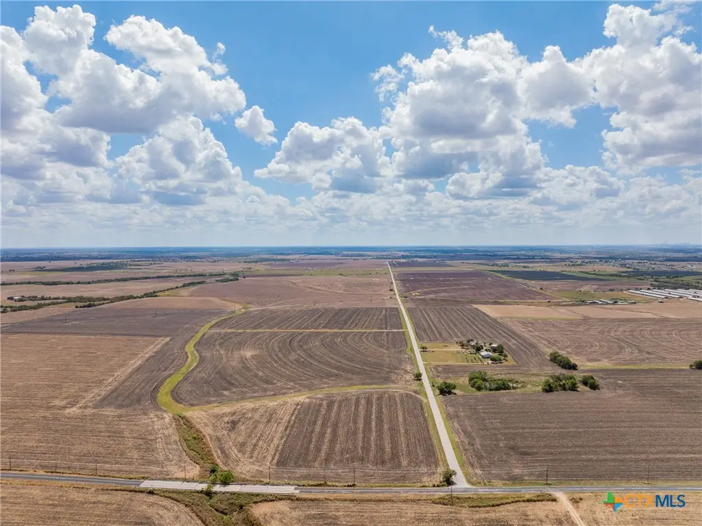 000 Wells Lane, Manor, TX 78653 - #1