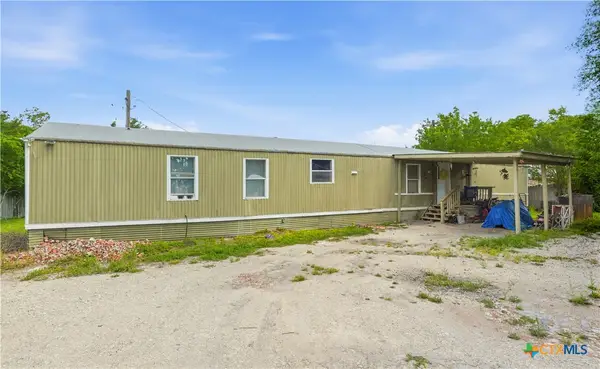 112 Cresthill Causeway, Kyle, TX 78640