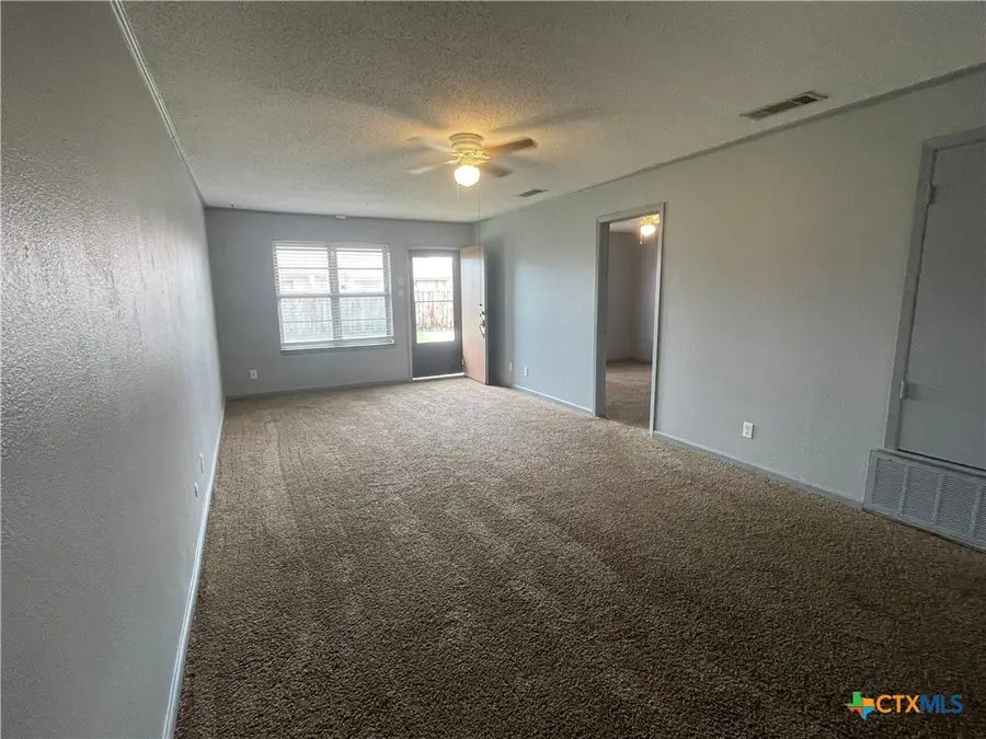 1051 Country Club Drive, Seguin, TX 78155 - #3