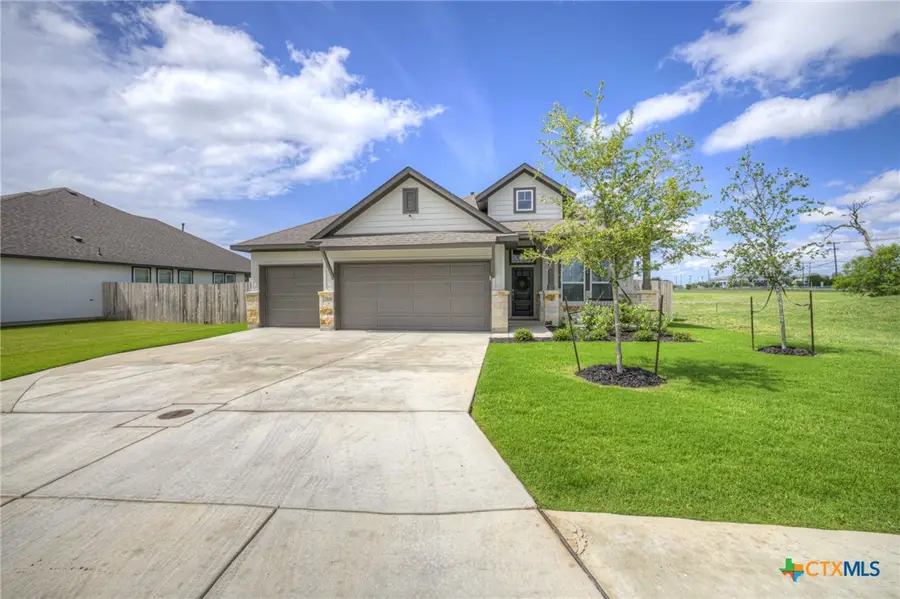 708 Willowbrook, New Braunfels, TX 78130 - #2