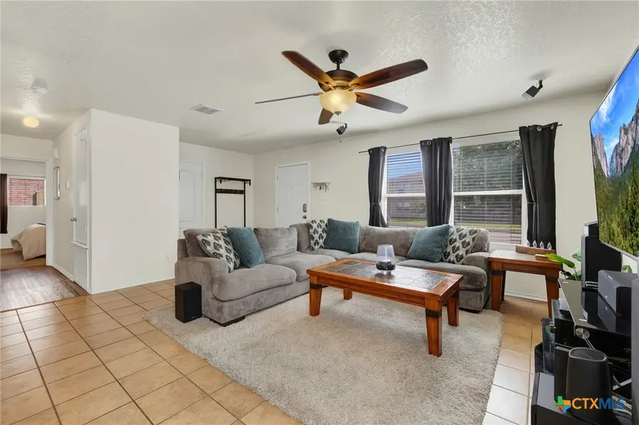 603 NW Crossing Drive, New Braunfels, TX 78130 - #2