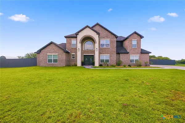 2466 Parsons Road, Victoria, TX 77904
