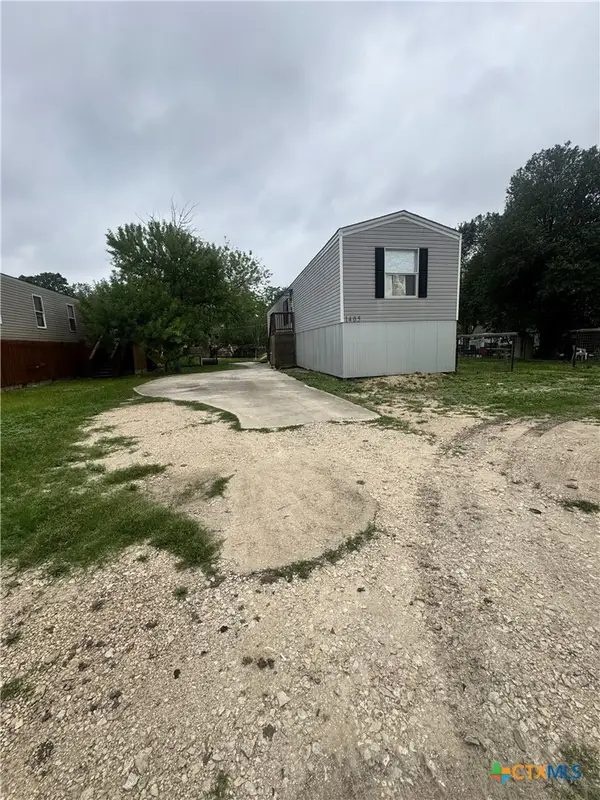 1405 River Road, San Marcos, TX 78666