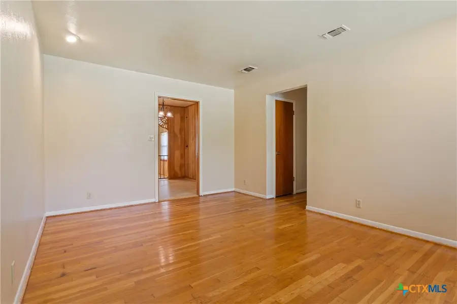 905 S 40th Street, Temple, TX 76501 - #3