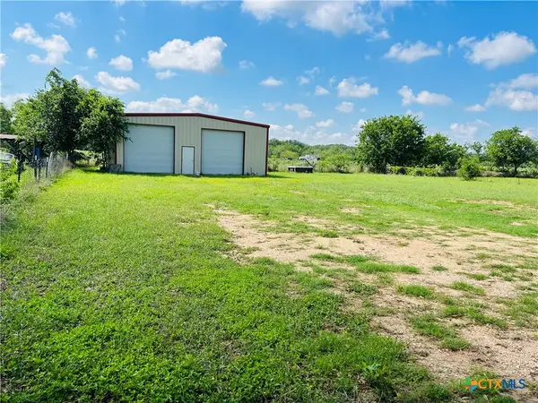 537 Longhorn Trail, Seguin, TX 78155