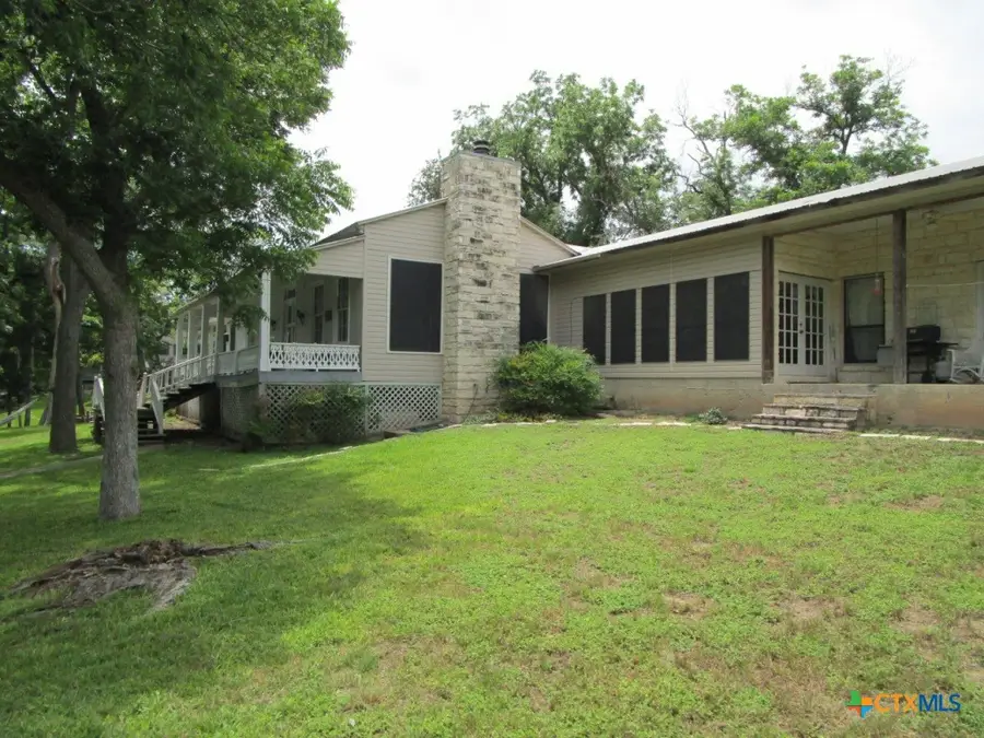 246 E Lincoln Street, New Braunfels, TX 78130 - #3