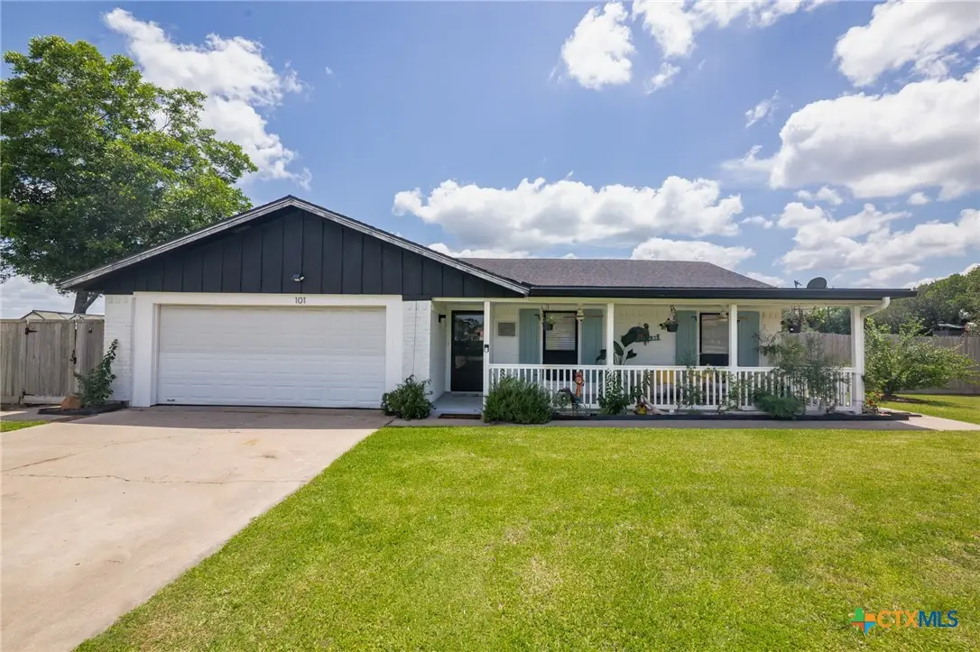 101 Elaine Street, Victoria, TX 77904 - #1