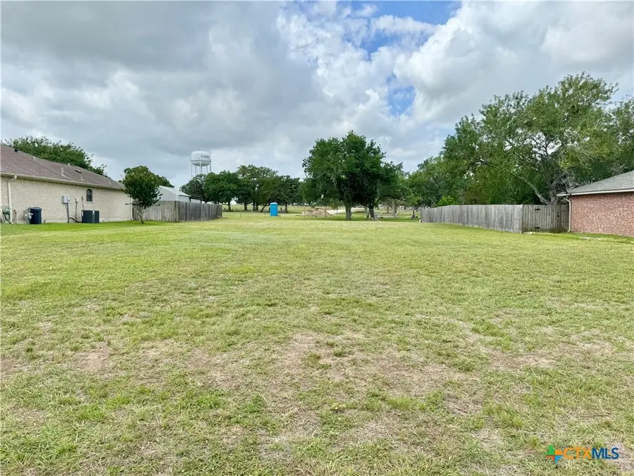 805 E Second Street, Cuero, TX 77954 - #2