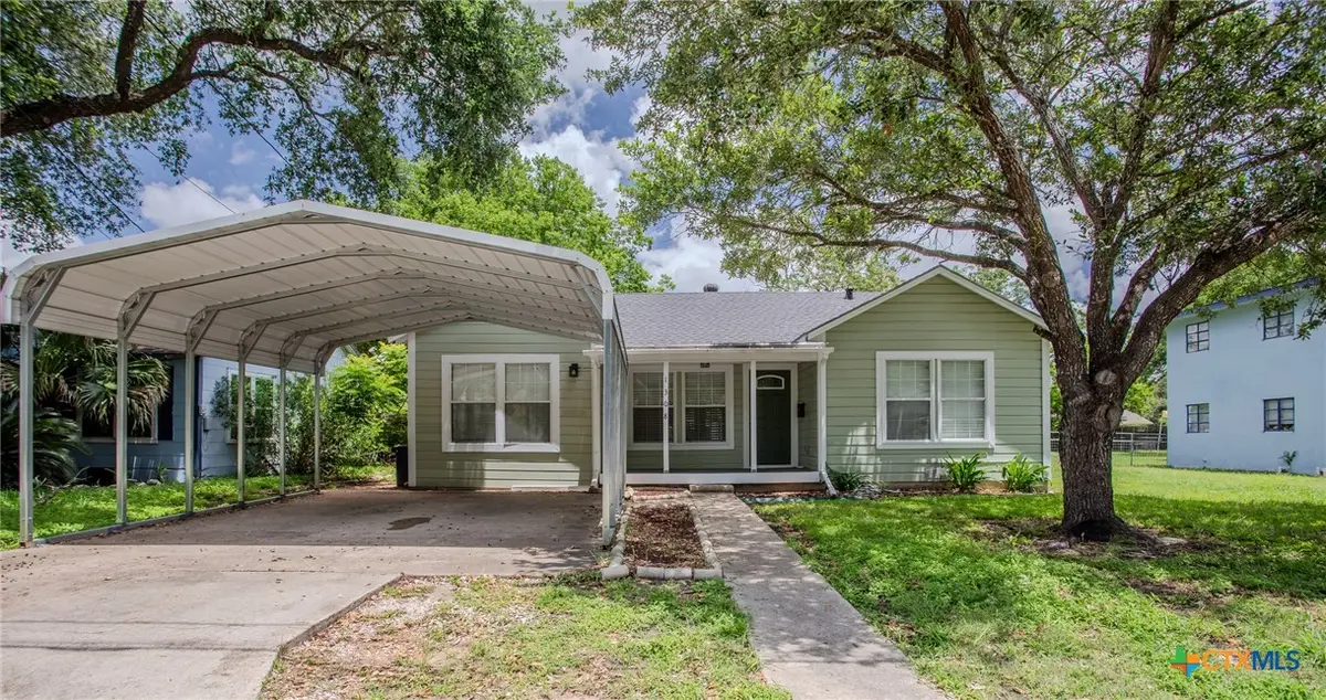 1308 E Park Avenue, Victoria, TX 77901 - #1