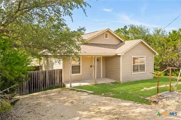 323 Lexington Pass, Canyon Lake, TX 78133