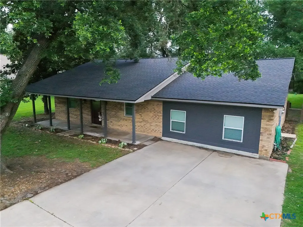 504 Walnut Street, Waller, TX 77484 - #1