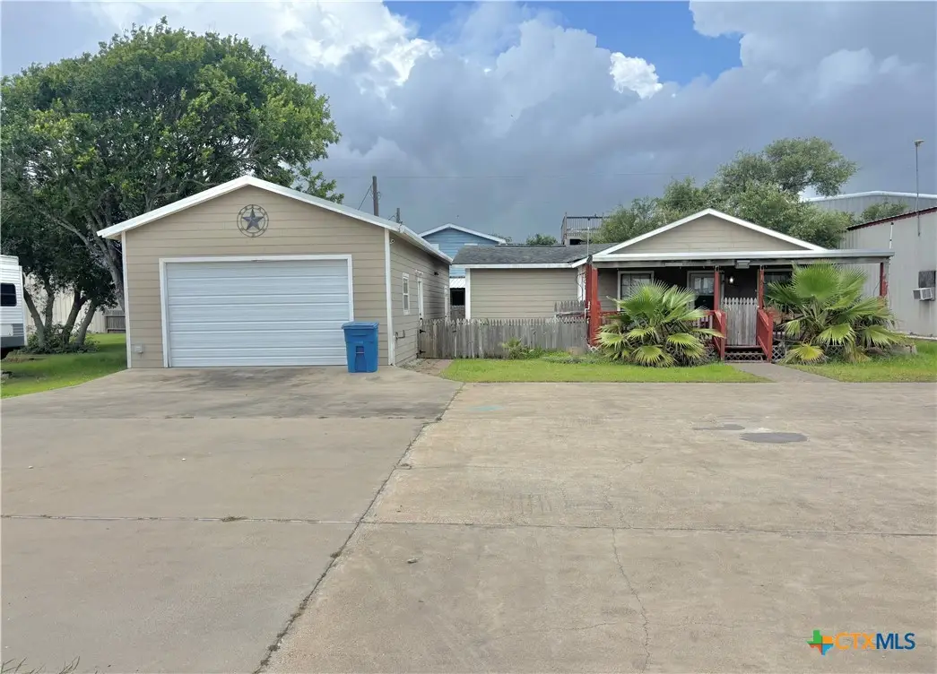 101 Cassie Street, Port Oconnor, TX 77982 - #1