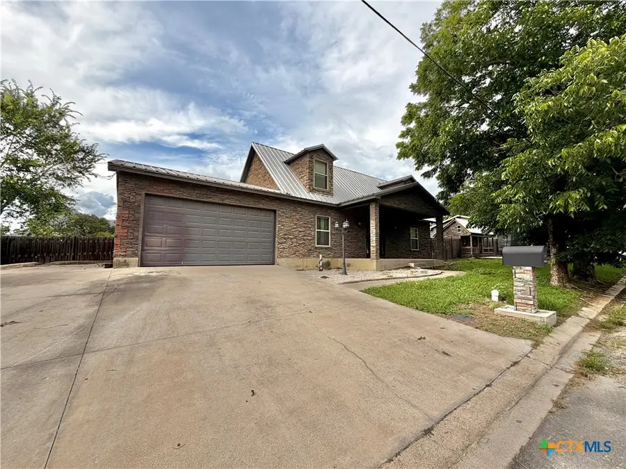 2011 Zint Street, Gonzales, TX 78629 - #2