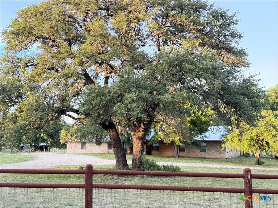 1378 County Road 1045, Lampasas, TX 76550 - #2