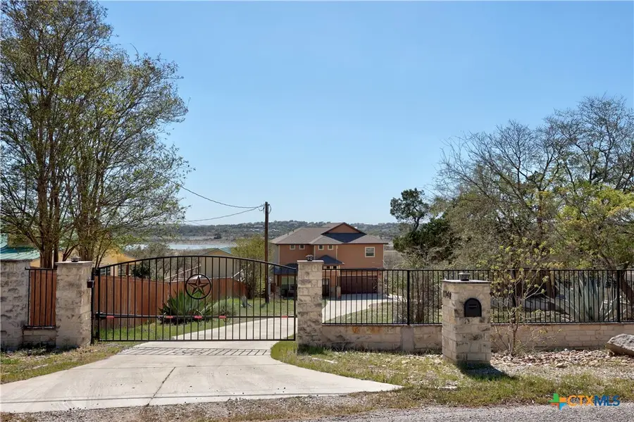 1748 Lakeshore Drive, Canyon Lake, TX 78133 - #2