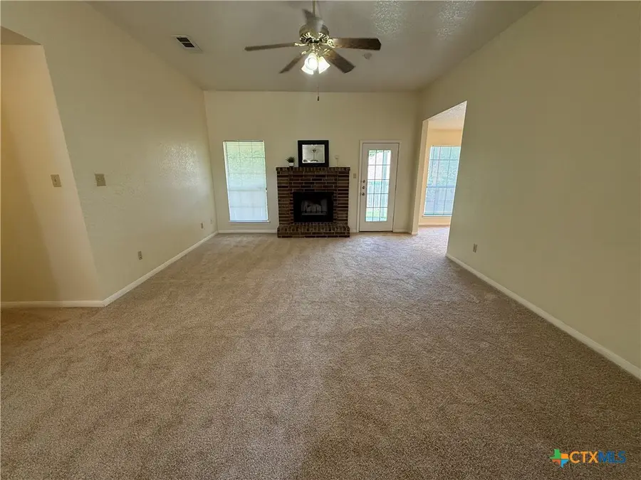 1815 Diana Lane, Harker Heights, TX 76548 - #3