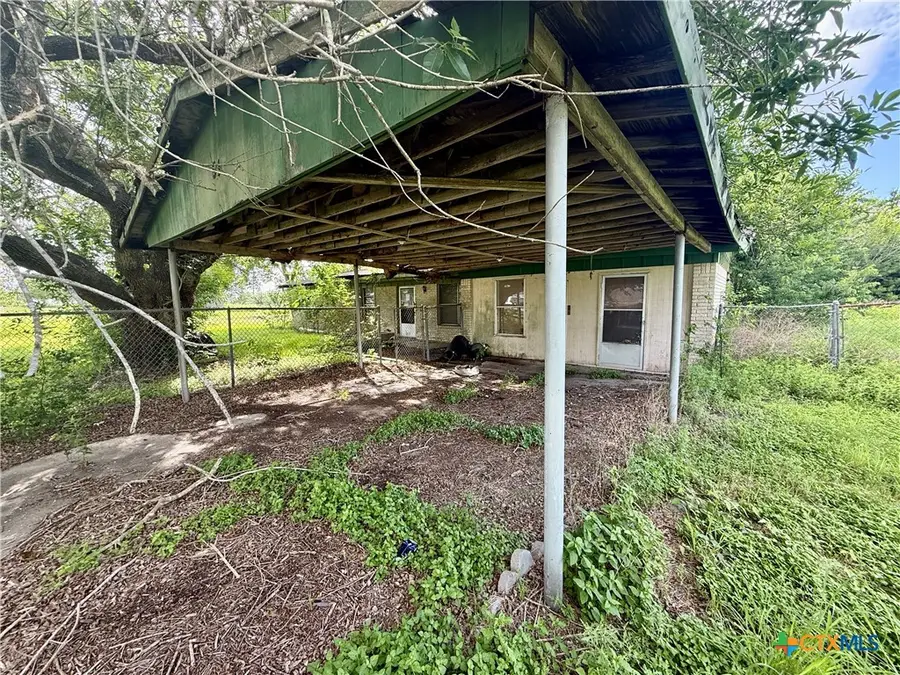 51 Bayou Drive, Port Lavaca, TX 77979 - #3