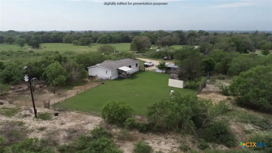 958 County Road 456, Waelder, TX 78959 - #3
