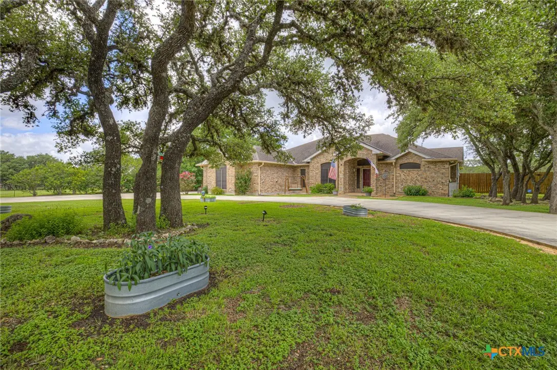 8472 Rolling Acres Trail, Fair Oaks Ranch, TX 78015 - #1